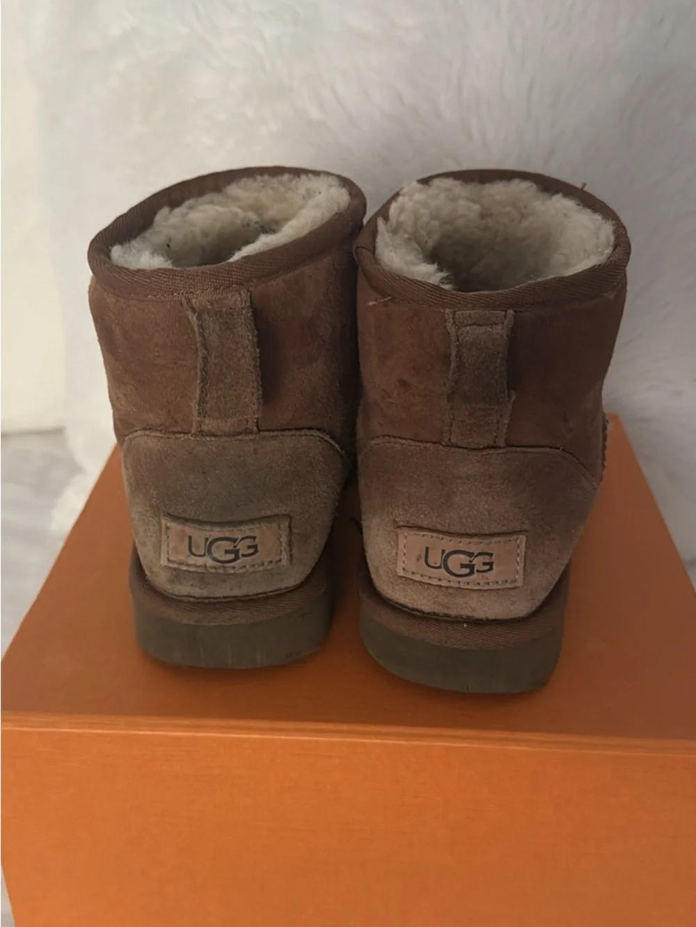 UGG Boots - US 5